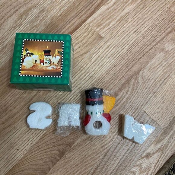 Snow Miniature Candle Set NIB Christmas Decor Vintage - Picture 2 of 2